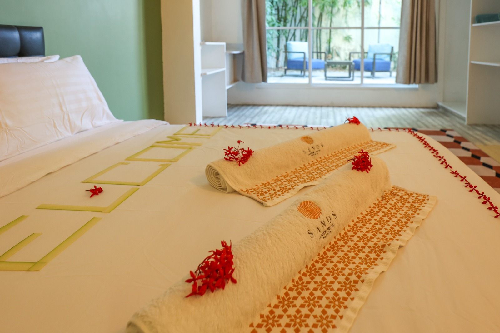 Superior King Room with Garden View